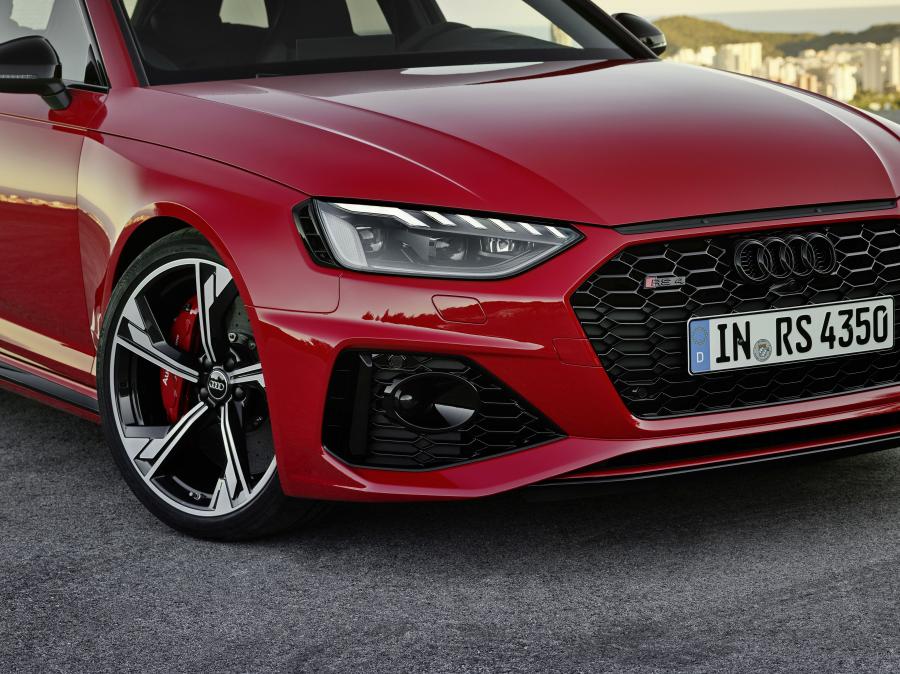 Детали экстерьера Audi RS4 Avant (B9) 2019 года  (WW) (фото 43 из 67)